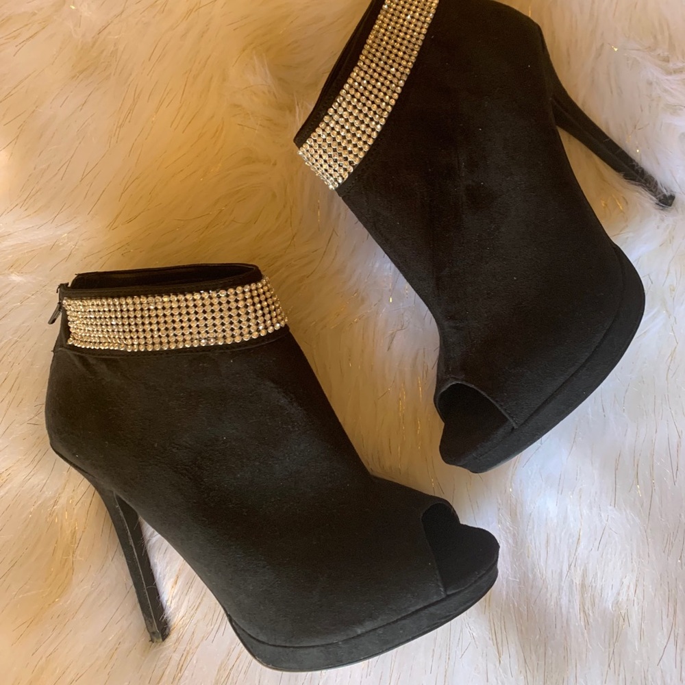 🤩 Stunning open toe Heels Booties Boots